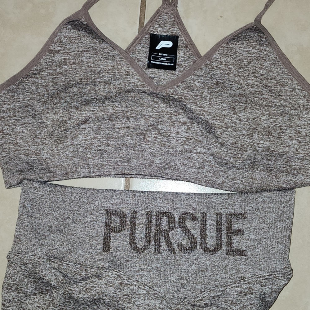 Pursue Women's Gray Leggings
